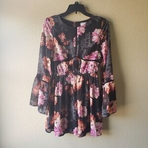 Women's Speechless Floral Print Blouse Bell Sleeves Romantic Dark Floral